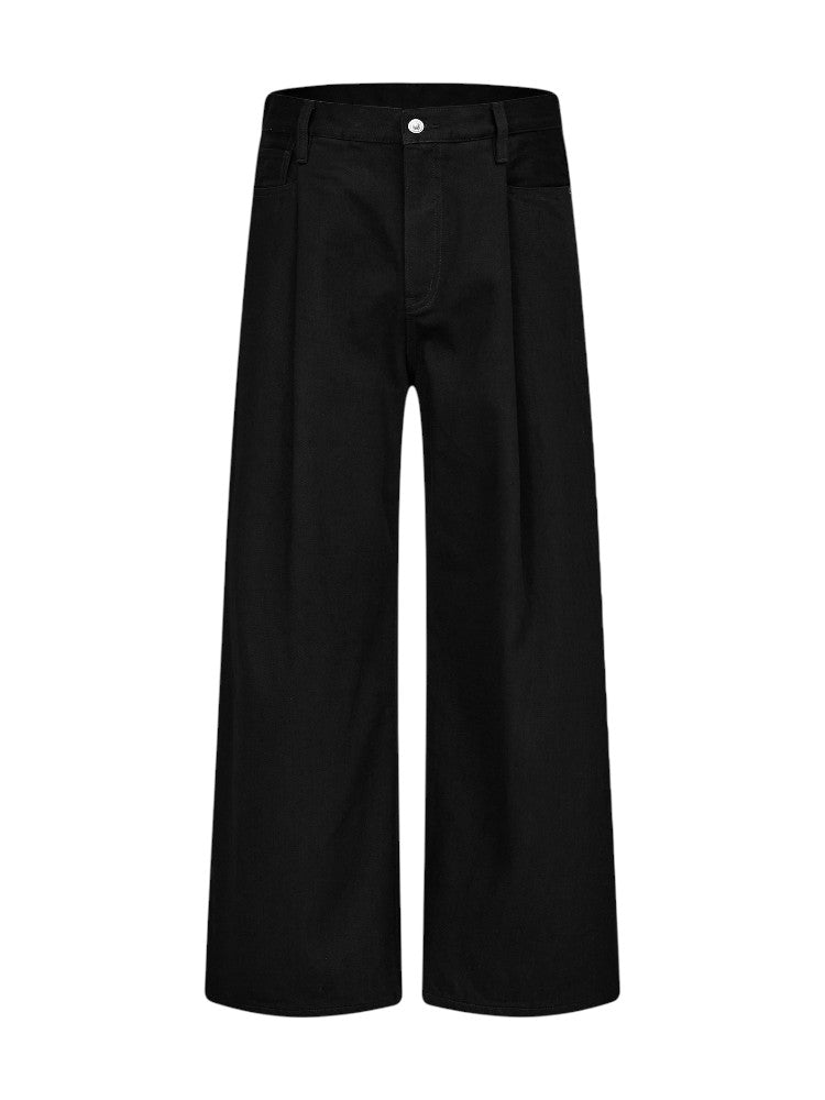 Curved Blade Pleated Khaki Jeans