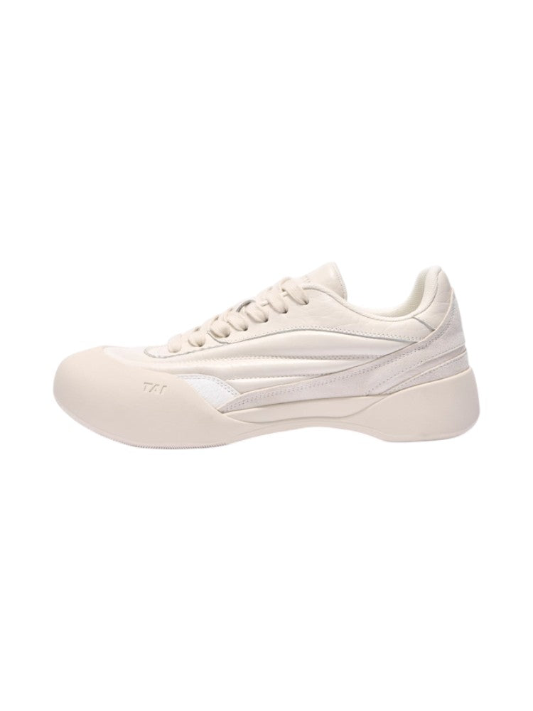 Leather Curve Wanderer Shoes
