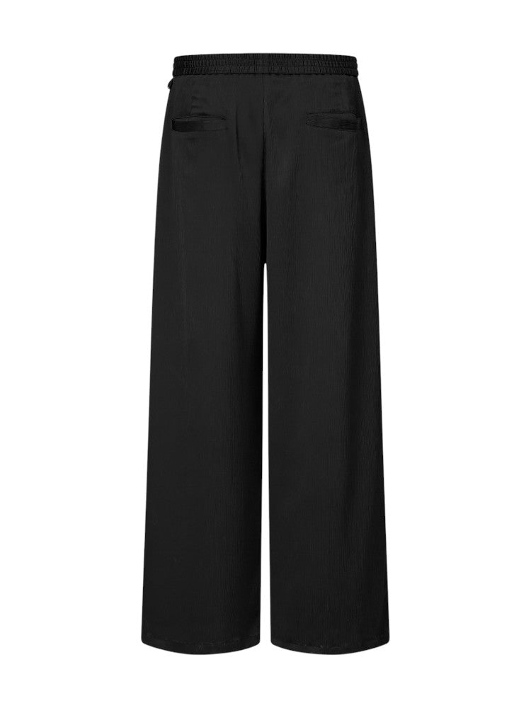 Soft Pleated Wide-Leg Pants