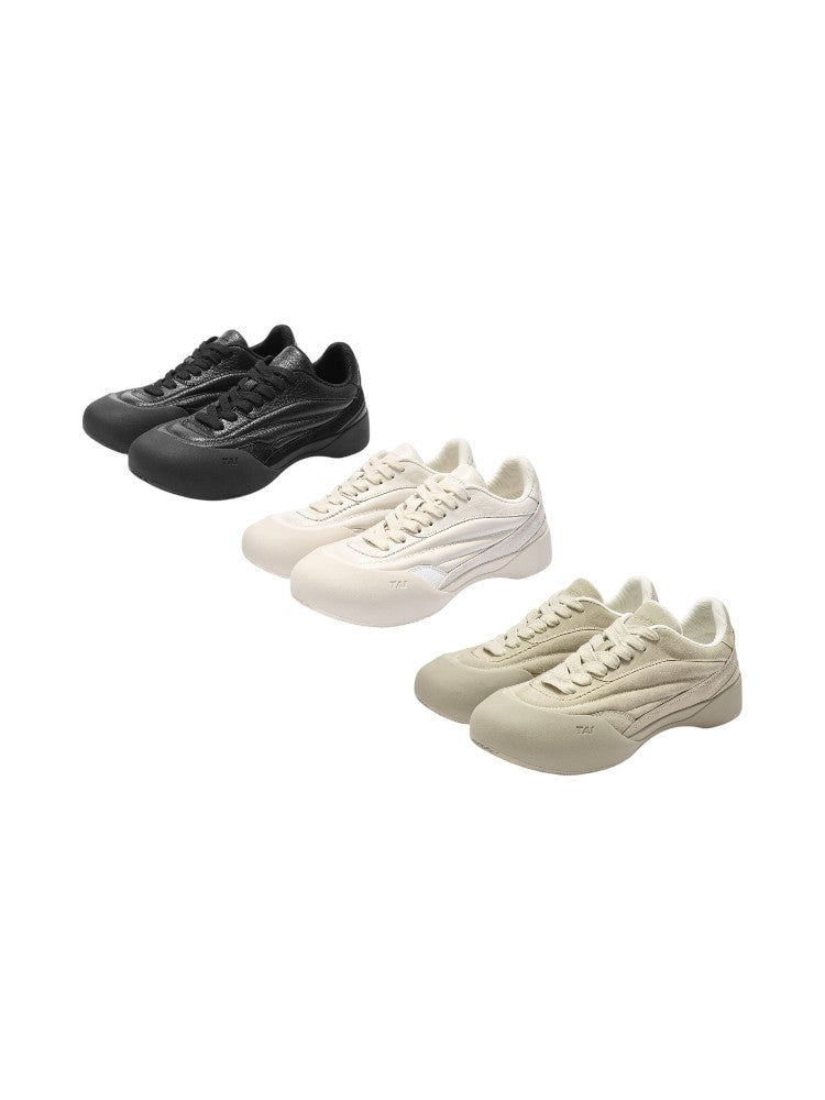 Leather Curve Wanderer Shoes
