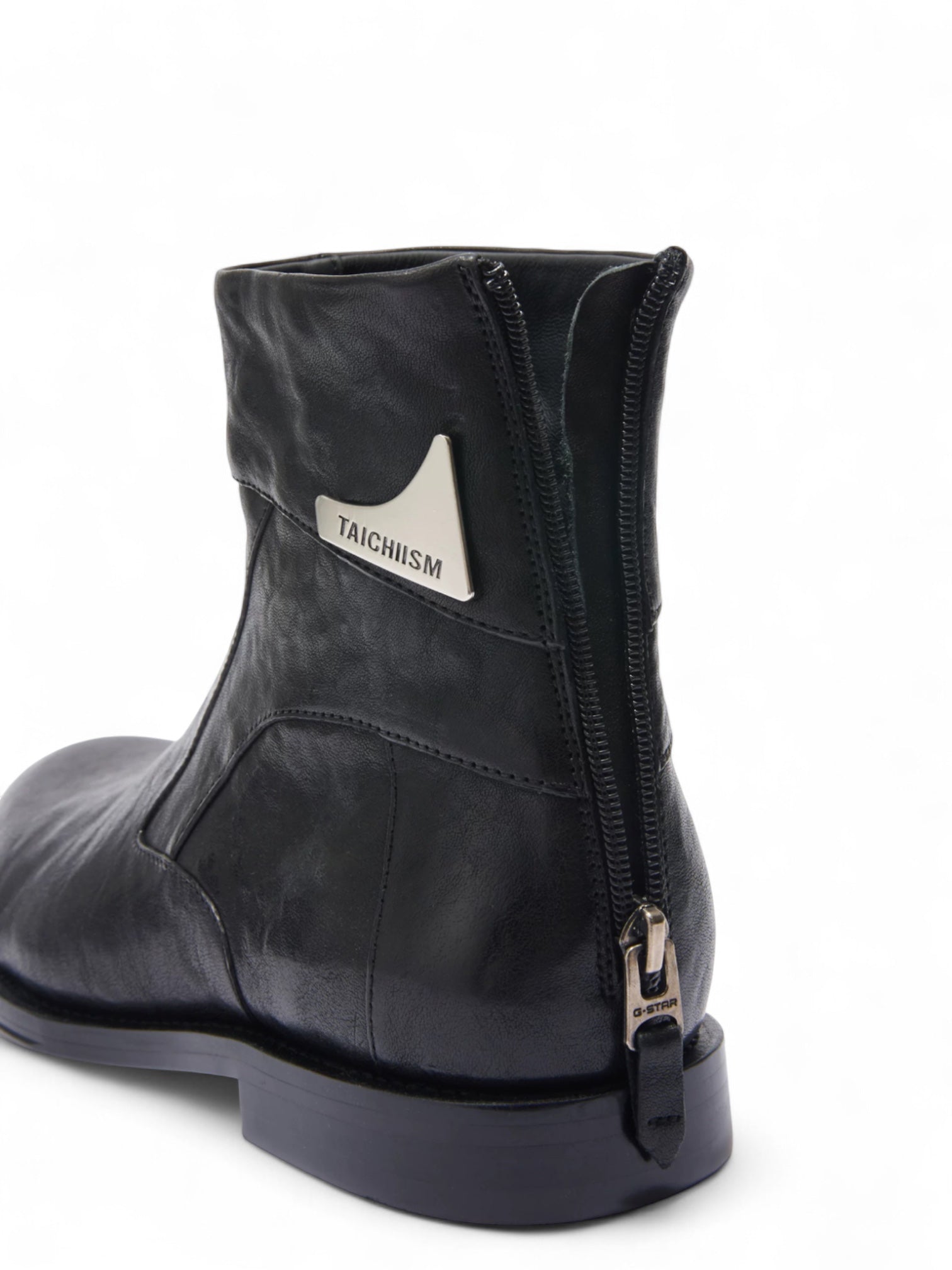 "Slanted Cut" Retro Intellectual Chelsea Boots