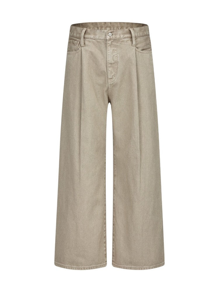 Curved Blade Pleated Khaki Jeans